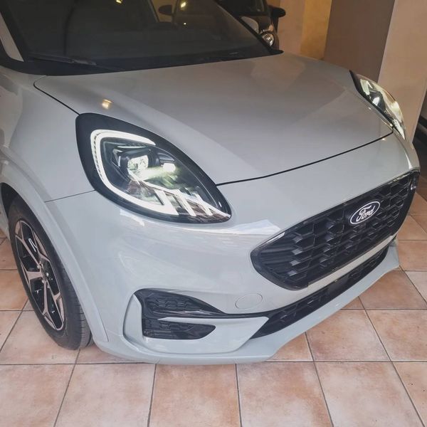 Ford puma 1.0 hybrid St-line NUOVA DA IMMATRICOLARE