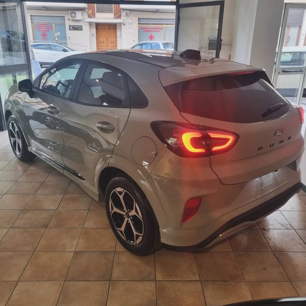 Ford puma 1.0 hybrid St-line NUOVA DA IMMATRICOLARE